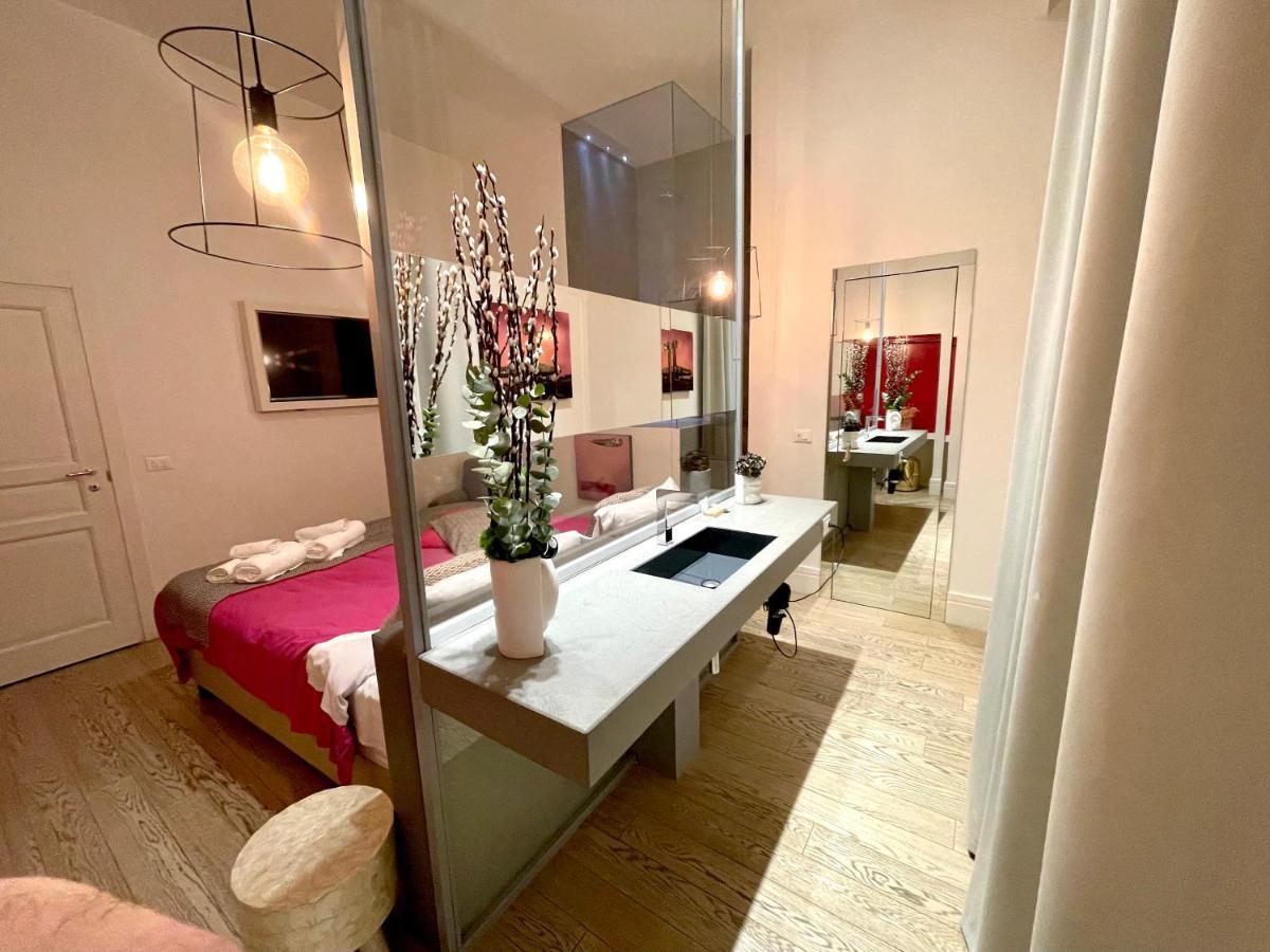 Xenia Luxury Rooms Reggio di Calabria Exteriör bild