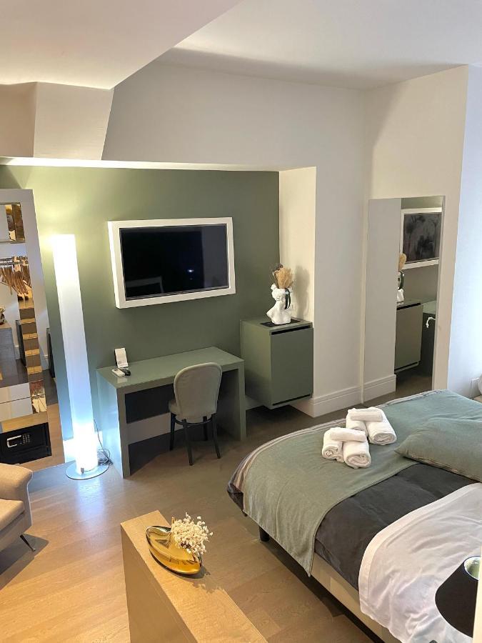 Xenia Luxury Rooms Reggio di Calabria Exteriör bild