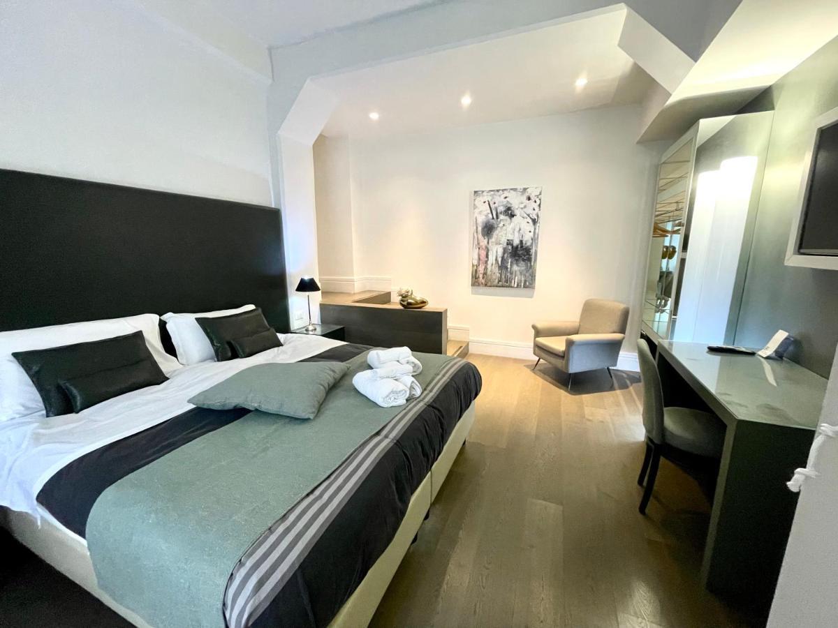 Xenia Luxury Rooms Reggio di Calabria Exteriör bild